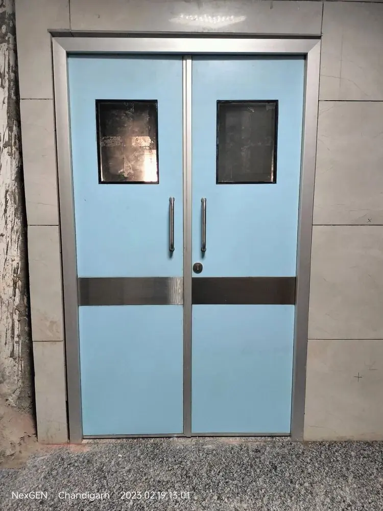HPCL Hermetic Hinged Door
